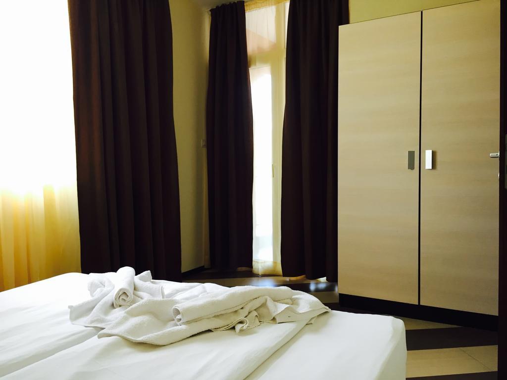 Psb Apartments Hotel Heaven Slantschew brjag Exterior foto